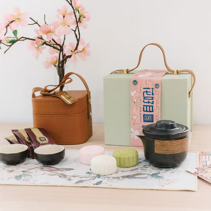 Moonlight Harmony Tea Set 花月雅集