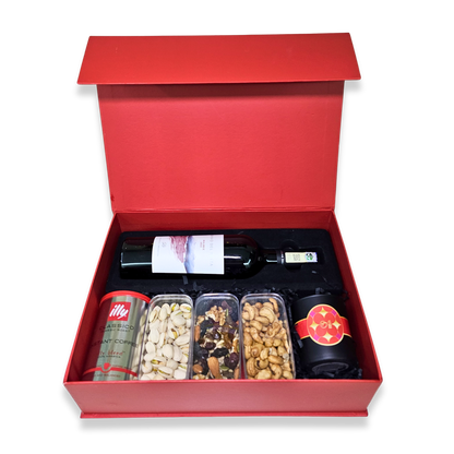 THE LUX TREATS HAMPER